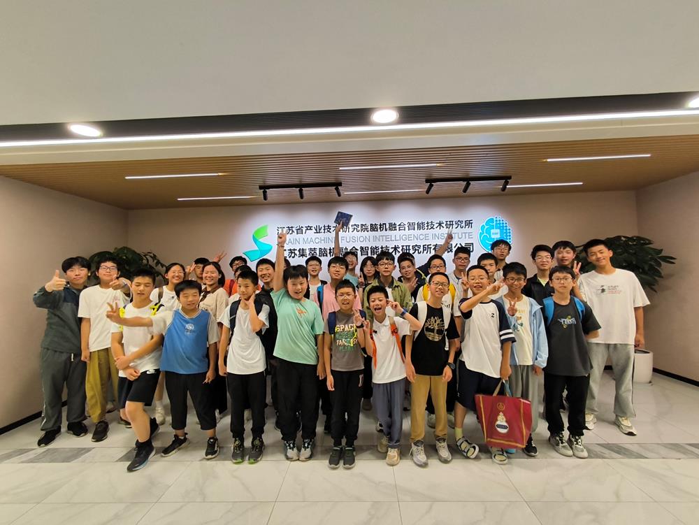 c154d60b29034affbf234f81b0939ac3.jpg