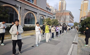 【大课间现场】阳光体育·跃动青春 ——朝前路实验学校灵蛇舞动启新程短绳比赛