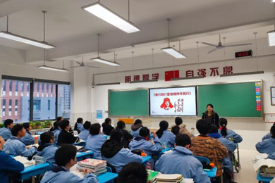 朝前路实验学校党建“星火燎原”行动计划 “‘五个出来’党员示范岗在行动”项目4月行动报告　​